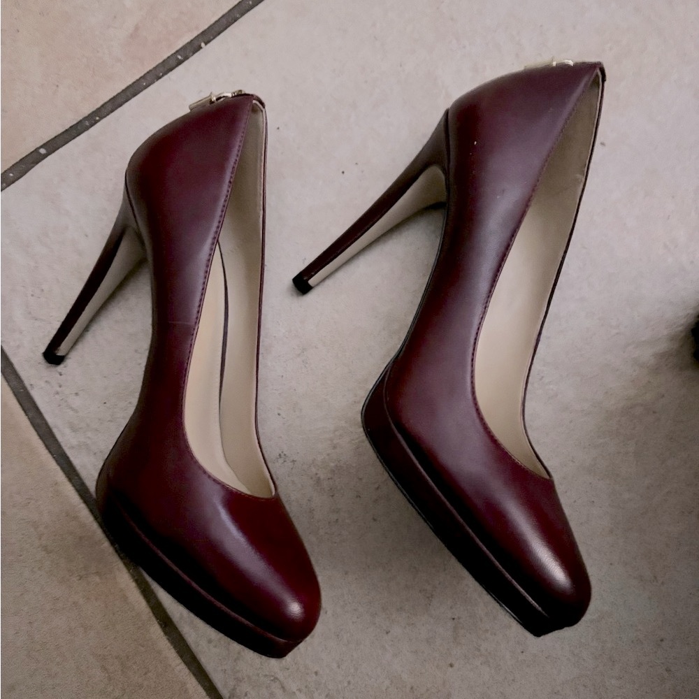 EUC MICHAEL Michael Kors Antoinette Pumps Oxblood/Maroon Size 7 - Picture 2 of 8